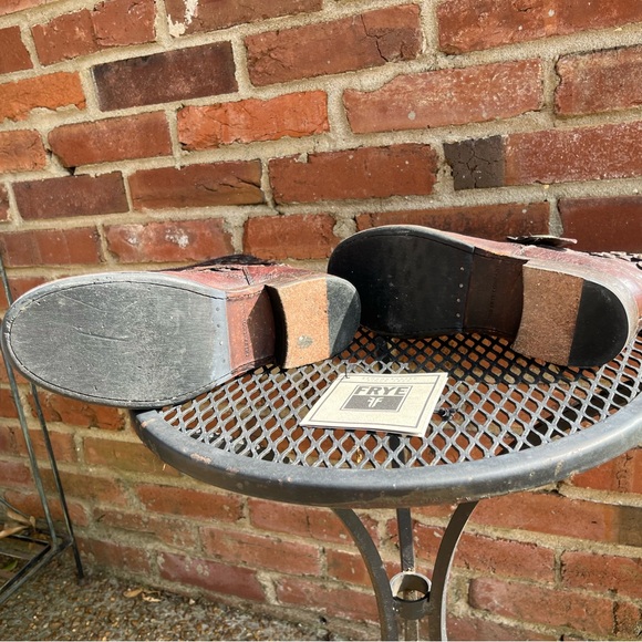 Frye Jenna Disc Short Leather Boots Brown 8 - Picture 9 of 13